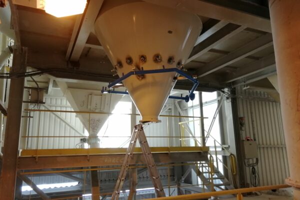 Design documentation, fabrication and assembly of the silo for products FMR and FMS furnaces
