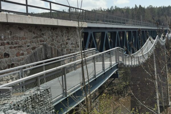 Výrobně-technická dokumentace železničního mostu